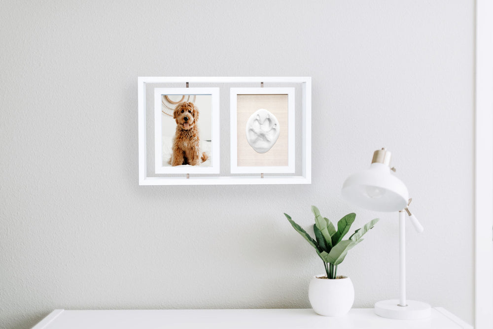 
                
                    Load image into Gallery viewer, Pet Pawprint Keepsake Picture Frame
                
            